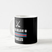 Glaubst du an den amerikanischen Hockey-Wunder? Kaffeetasse (Vorderseite Links)