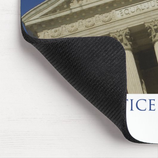 Gleiche Gerechtigkeit unter dem Gesetz Mousepad (Ecke)