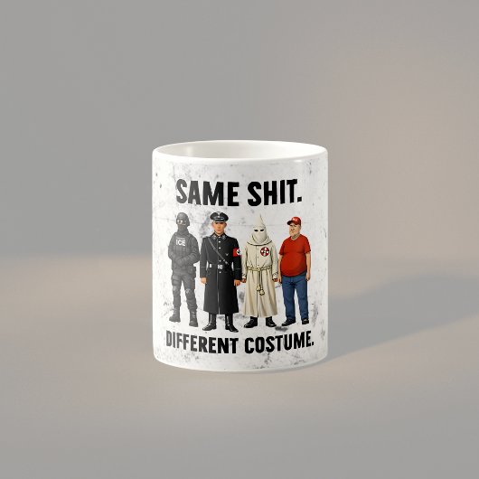Gleicher Unterschiedlicher Kostüm Kaffeetasse