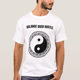 Gleichgewicht über stürmisches Shirt | Mindful Lif
