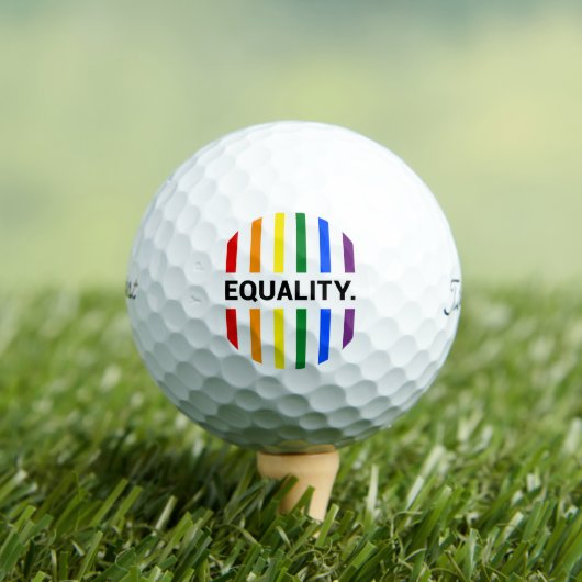 Gleichheit Pride Rainbow Golfball (Insitu T-Shirt)