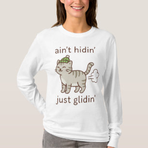 Gleitende Katze in einer gemütlichen Mütze T-Shirt