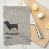 Glen von Imaal Terrier Silhouetten mit Herz Geschirrtuch (Viertel Falte)