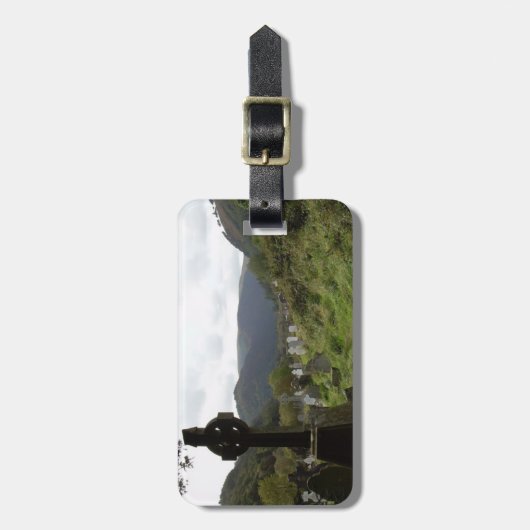 Glendalough keltisches Kreuz Gepäckanhänger (Vorderseite vertikal)