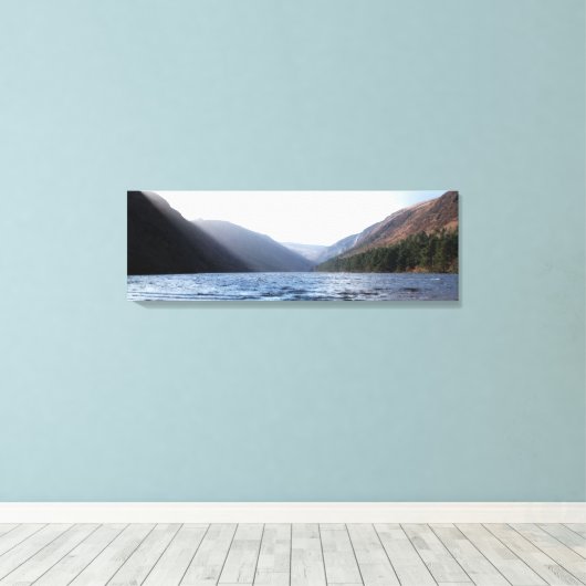 Glendalough - Obersee Leinwanddruck (Insitu (Holzboden))