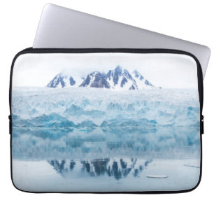 Gletscherreflexionen, Norwegen Laptopschutzhülle