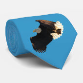 Gliding Bald Eagle & Fish Wildife Foto Krawatte (Gerollt)