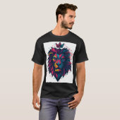 "Glitch Lion: Futuristische Mode" T-Shirt (Vorne ganz)