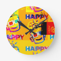GLITCHED HAPPY Kissen