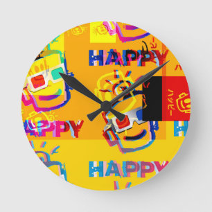 GLITCHED HAPPY Kissen Runde Wanduhr