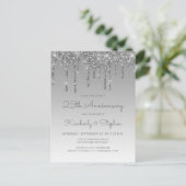 Glitter Drip Silver 25th Anniversary Invitation Postkarte (Stehend Vorderseite)