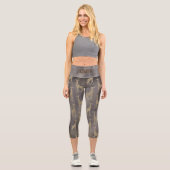 Glitter Giraffe on Glossy Grey Personalized Capri Leggings (Vorderseite)