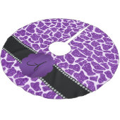 Glitter-Giraffendruck des Monogramms lila Polyester Weihnachtsbaumdecke (Schrägansicht)