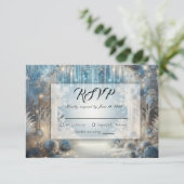 Glittering Snowy Forest Wedding RSVP Karte (Stehend Vorderseite)