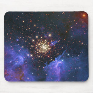 Glittering Star Cluster und Interstellar Gas Cloud Mousepad