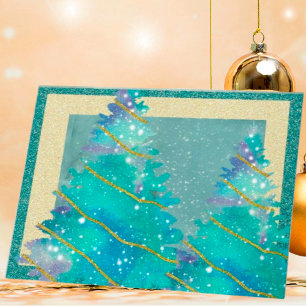 Glitternder Weihnachtsbaum mit dem Budget Green un Feiertagskarte
