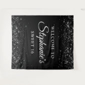 Glittery Black Willkommen in Sweet 16 Geburtstag Wandteppich (Vorderseite (Horizontal))
