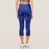 Glittery Blue Modern Leopard Pattern Capri Leggings (Rückseite)