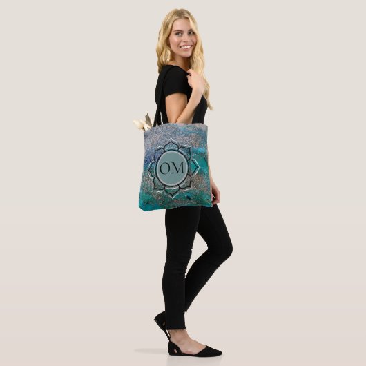 Glittery Blue Tasche (Am Model)