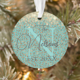 Glittery Gold Feathers Monogram Familienname Ornament