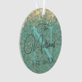 Glittery Gold Feathers Monogram Familienname Ornament (Vorderseite)