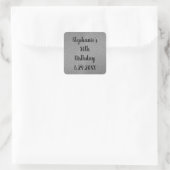 Glittery Gray Silver Custom Happy Birthday Name Quadratischer Aufkleber (Tasche)