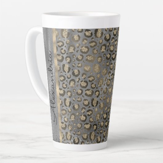 Glittery Leopard Print on Glossy Grau Milchtasse (Linke Ecke)