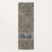 Glittery Leopard Print on Glossy Grau  Yogamatte (Rückseite)