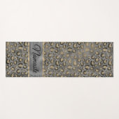 Glittery Leopard Print on Glossy Grau  Yogamatte (Vorderseite (Horizontal))
