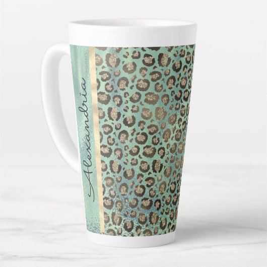 Glittery Leopard Print on Glossy Green Milchtasse (Linke Ecke)