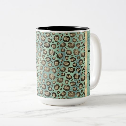 Glittery Leopard Print on Glossy Green Zweifarbige Tasse (VorderseiteRechts)