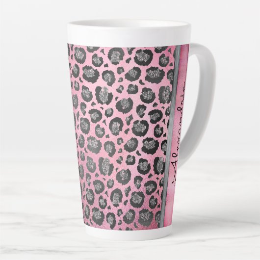 Glittery Leopard Print on Glossy Hot Pink    Milchtasse (Rechte Ecke)