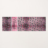 Glittery Leopard Print on Glossy Hot Pink   Yogamatte (Rückseite (Horizontal))