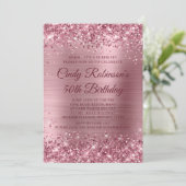 Glittery Medium Pink Foil Überraschung 50. Geburts Einladung (Stehend Vorderseite)