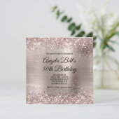 Glittery Pink Champagne Faux Foil 50th Birthday Einladung (Stehend Vorderseite)
