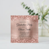 Glittery Rose Gold Foil Monogram Graduation Party Einladung (Stehend Vorderseite)