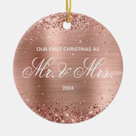 Glittery Rose Gold Fossil Unser erstes Weihnachtsf Keramik Ornament (Vorne)