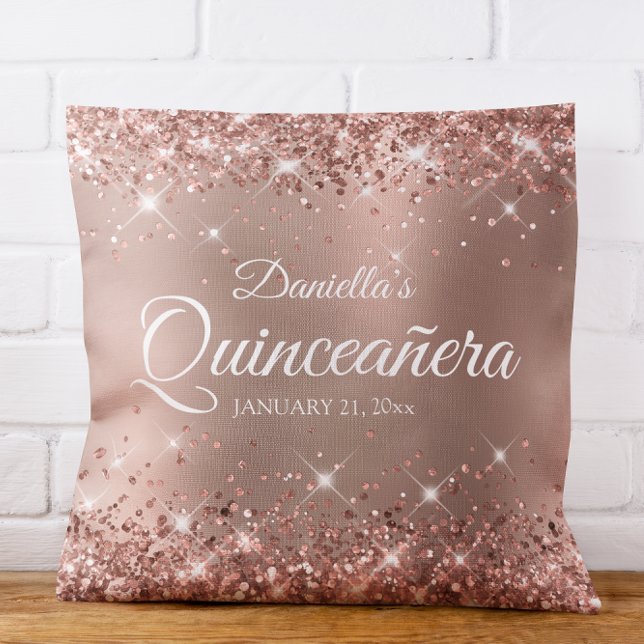 Glittery Rose Gold Glam Gradient Quinceañera 15 Kissen (Glittery Rose Gold Glam Gradient Quinceañera 15 Throw Pillow)