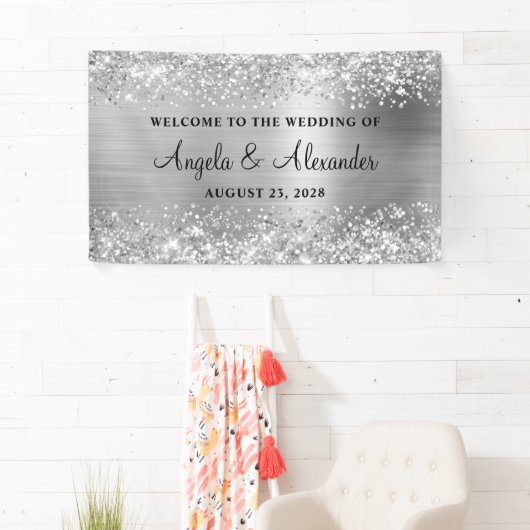 Glittery Silver Foil Wedding Willkommen Banner (Insitu)