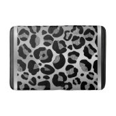 Glittery Silver Leopard Safari Print Badematte (Vorderseite)