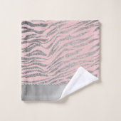 Glittery Silver Zebra Print on Pink Personalisiert Badhandtuch Set (Waschlappen)