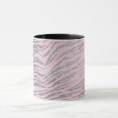 Glittery Silver Zebra Print on Pink Personalisiert Tasse (Zentrum)