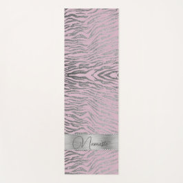 Glittery Silver Zebra Print on Pink Personalisiert Yogamatte