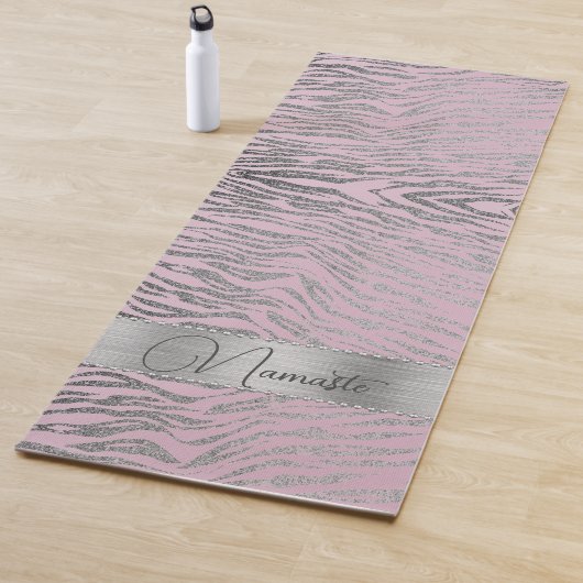 Glittery Silver Zebra Print on Pink Personalisiert Yogamatte (Beispiel)