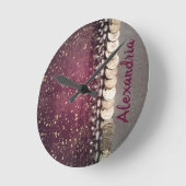 Glittery Stars Lila Sinti und Roma Scarf Runde Wanduhr (Winkel)