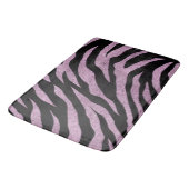 Glittery Zebra Stripes Pattern Badematte (Schrägansicht)