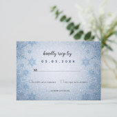 Glitzer Blue Snowflakes Winterhochzeit RSVP Karte (Stehend Vorderseite)