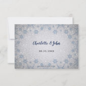 Glitzer Blue Snowflakes Winterhochzeit RSVP Karte (Rückseite)