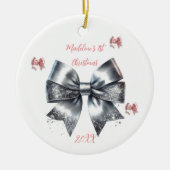 Glitzer Bow Baby's First Christmas Keramik Ornament (Vorne)