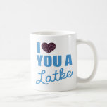 Glitzer Herz und Latkes Kaffeetasse<br><div class="desc">Glitzer Hearts and Latkes Kaffee Tasse - Ein tolles Geschenk für Hanukkah. Eine Tasse mit dem Wort "I Liebe You a Latke" und Glitzer Herzen zu sagen,  dass besondere jemand,  die Sie sie Liebe. Happy Hanukka!</div>